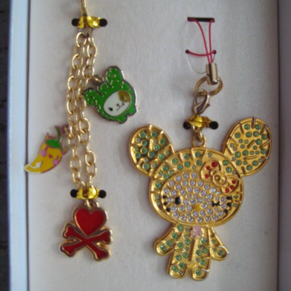 Tokidoki For Hello Kitty Cell Charm Vivitix 2008 New in box